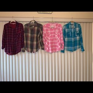 4 Women’s Plaid Shirts
